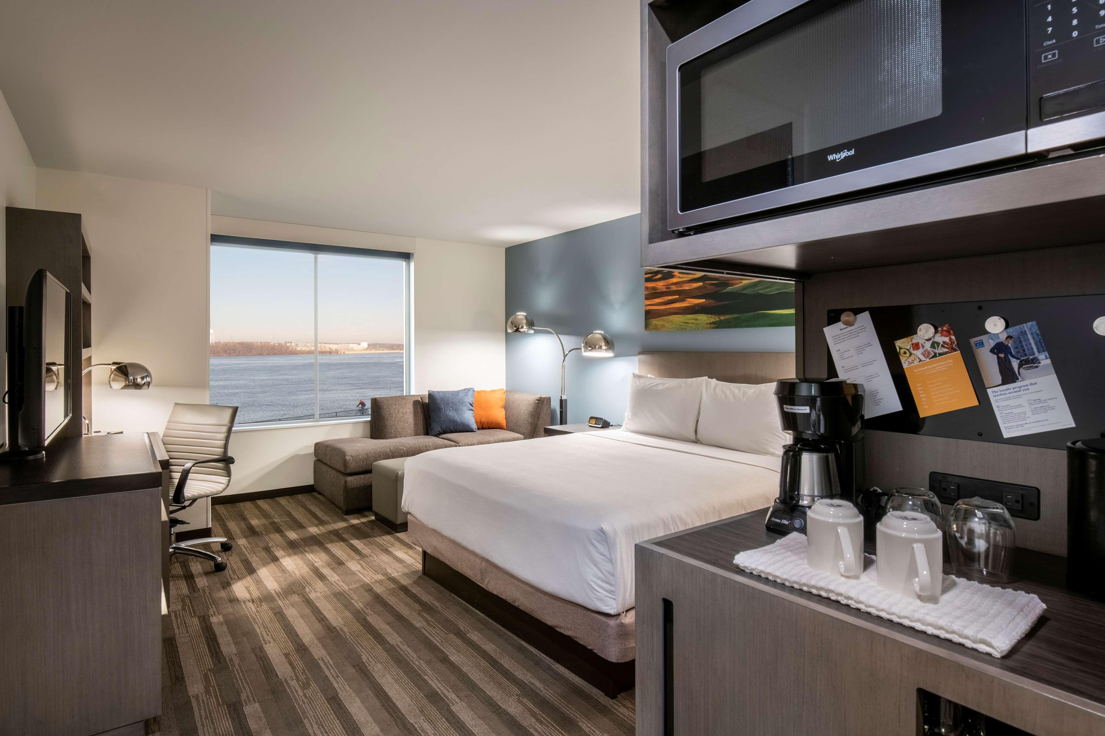 Отель Hyatt House East Moline/Quad Cities Экстерьер фото