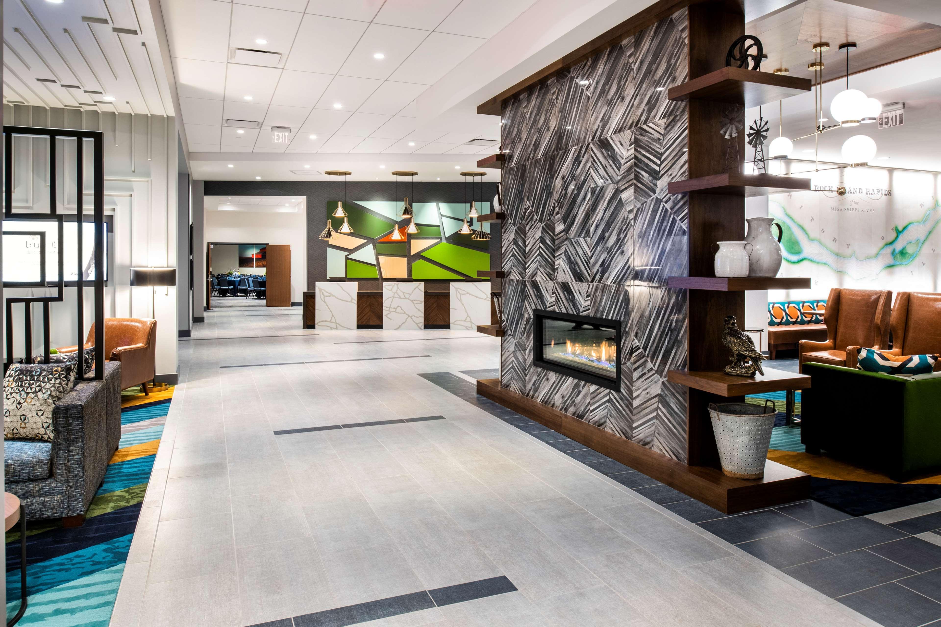 Отель Hyatt House East Moline/Quad Cities Экстерьер фото